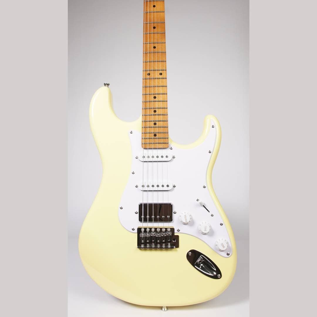 Altura SX Standard (Vintage White) - Front Half