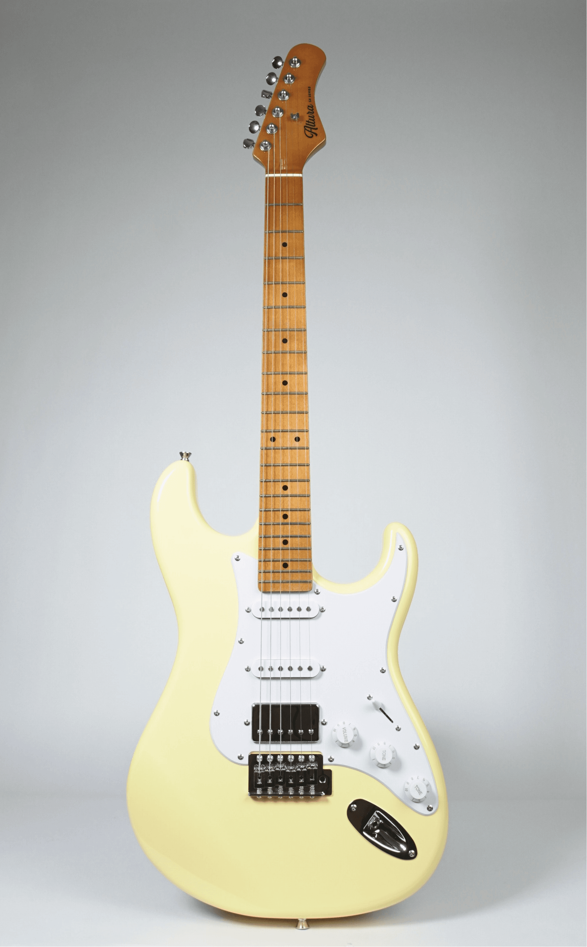 Altura SX Standard (Vintage White) - Front Full